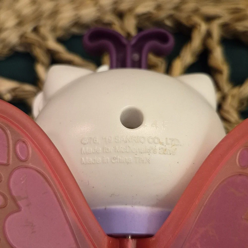 ✅2019 McDonald's Hello Kitty 5 Butterfly Happy Meal Toy Sanrio#️⃣19